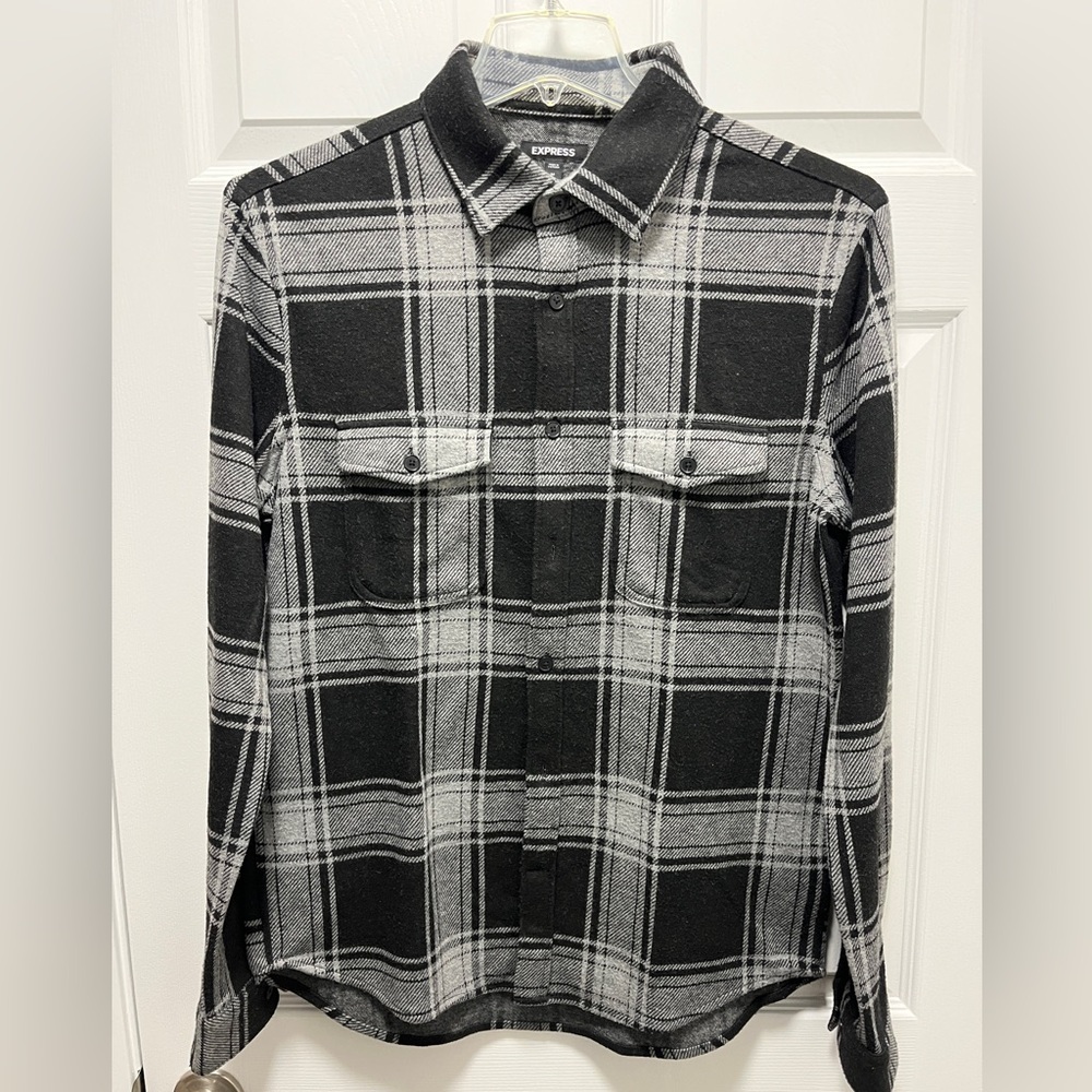 Men’s Express Medium Black and Grey Flannel